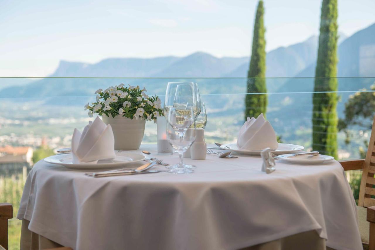 Hotel Patrizia ティローロ エクステリア 写真