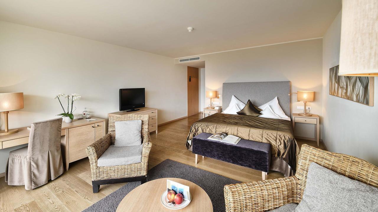 Hotel Patrizia ティローロ エクステリア 写真